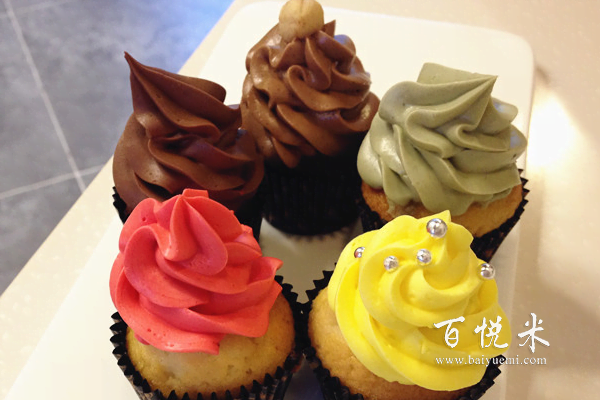 為什么愈來愈多的女孩選擇西點專業(yè)？有什么好處嗎？